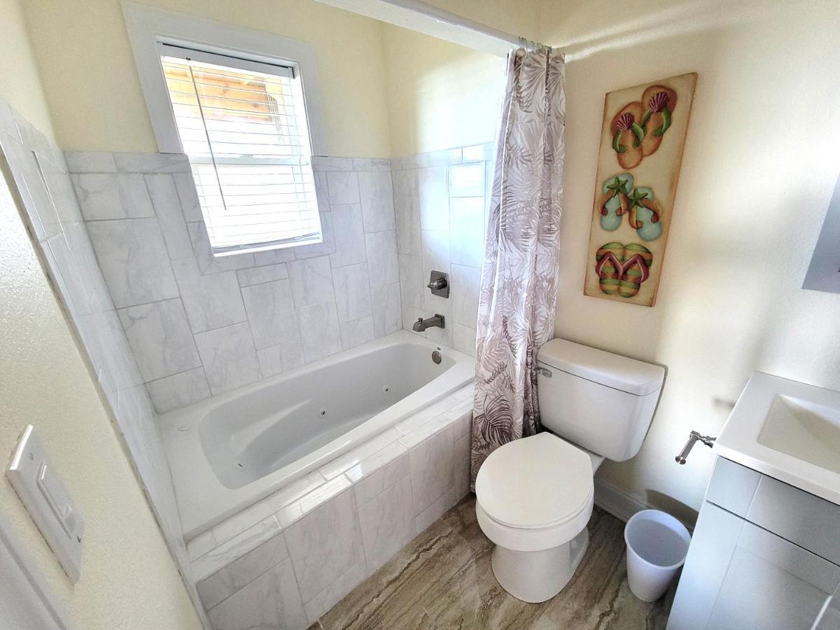 8018 Beach Rd, Semi-Oceanfront, Pool/Hot Tub Nags Head Exterior foto